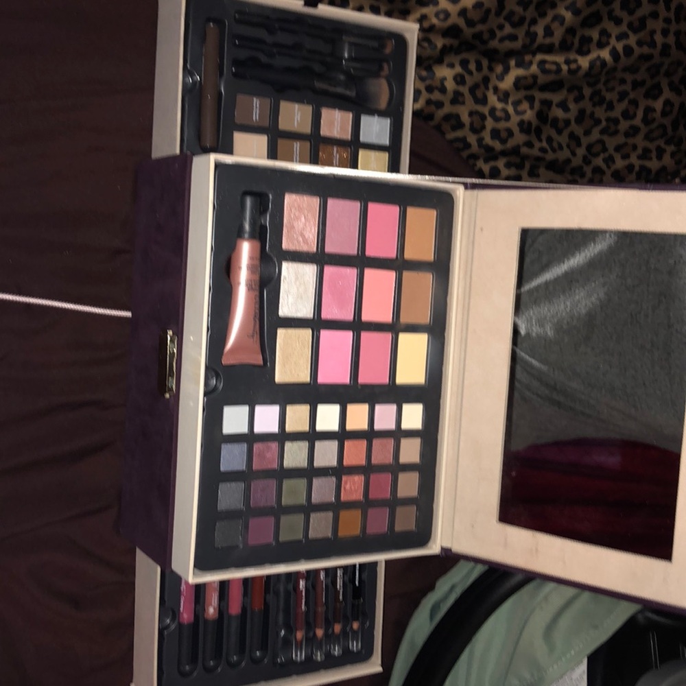 Ulta Beauty Train Case